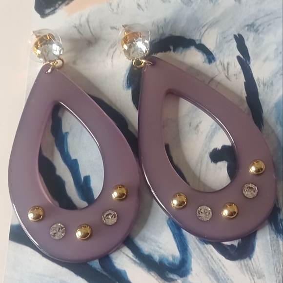 Jewelry - Beautiful ISLO Purple and Gold Teardrop Earrings with Metallic Embellishments 💜